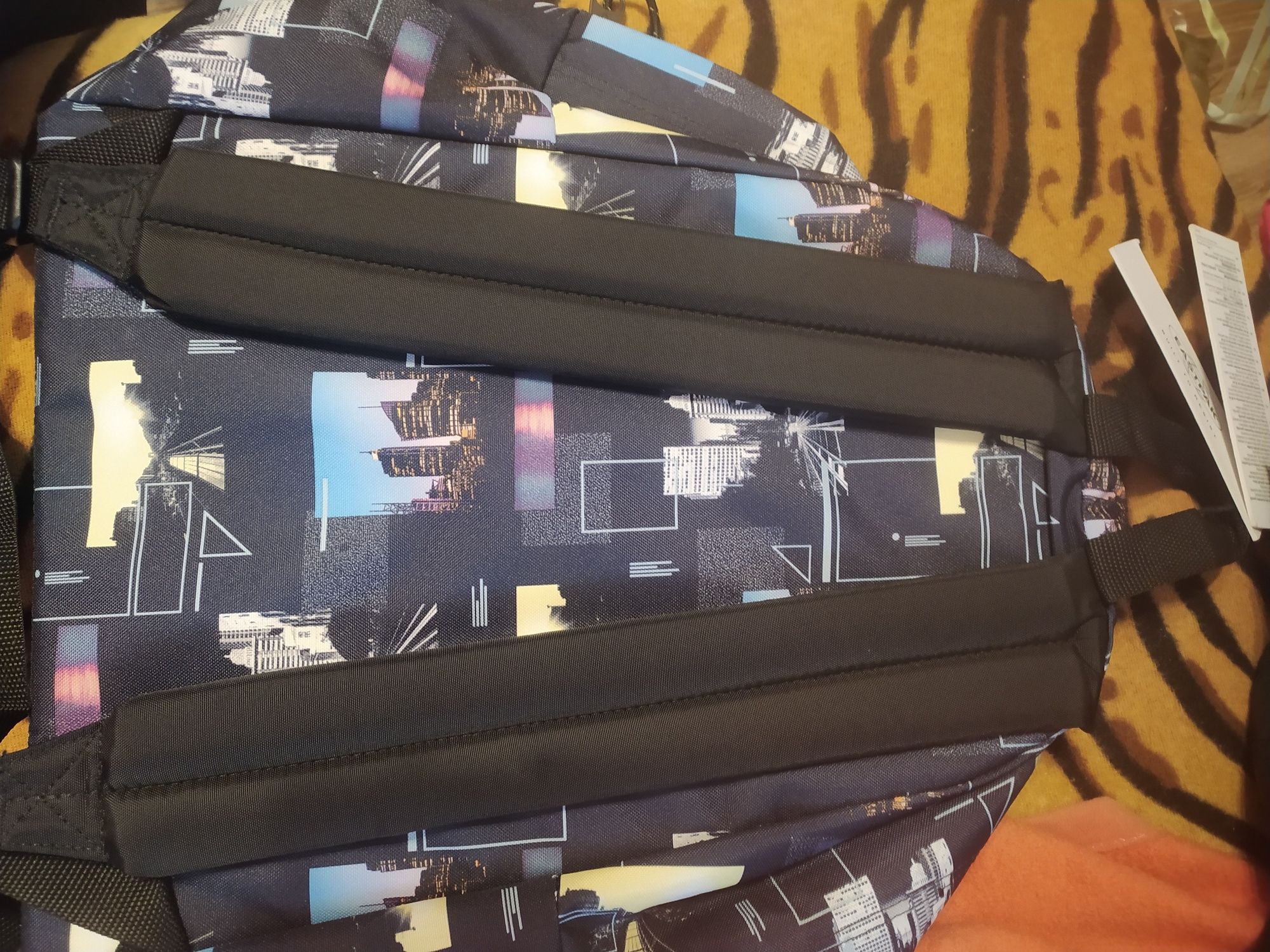 Оригинална дамска раница Eastpak, 24 L
