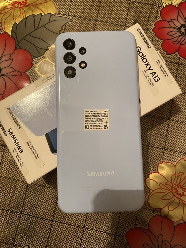 Телефон Samsung A13