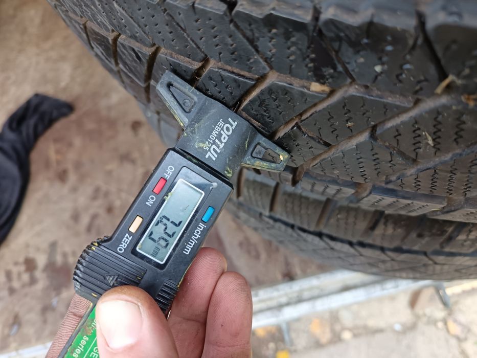 Anvelope MS iarna 225 60 17 continental runflat 2022 7mm