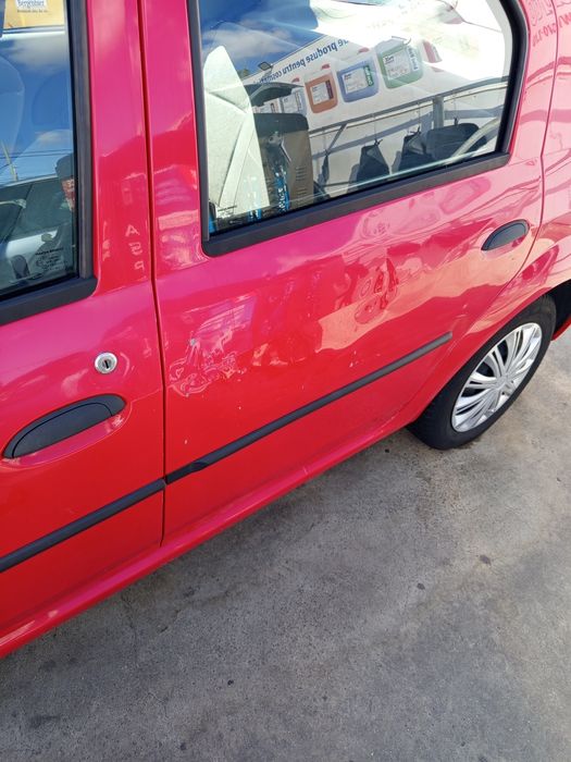 Vând Dacia Logan 1.4 mpi