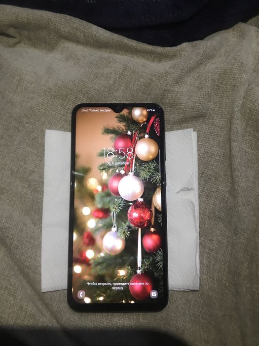 Продам телефон Samsung A50