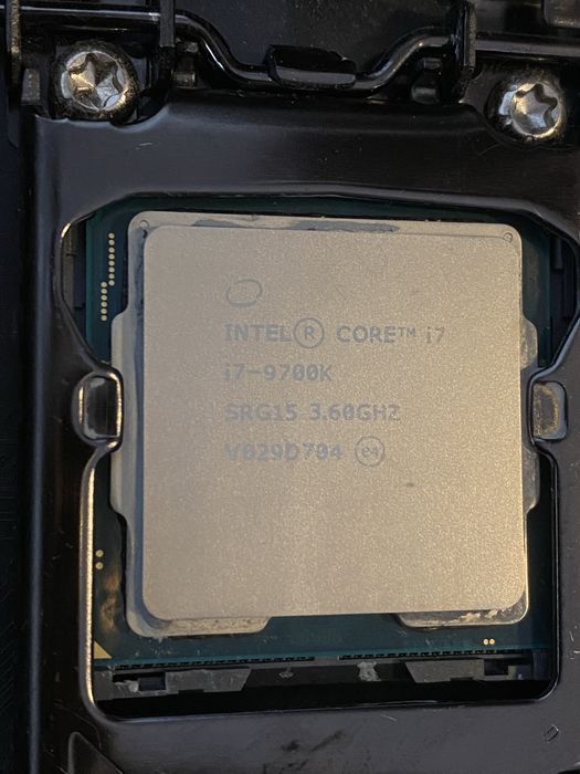 Kit i7 9700k, Asus Z390 ROG MAXIMUS XI, RAM 32GB 4000mhz DDR4 G Skill