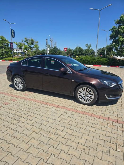 Opel Insignia Primul proprietar, cauciucuri de iarna si vara, 4x4
