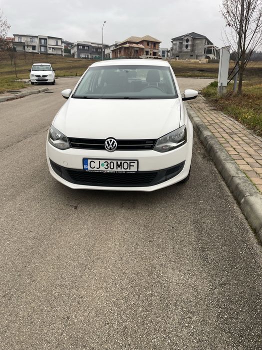 VW Polo 2014 1.4 benzina 5 usi Alb 89723 km