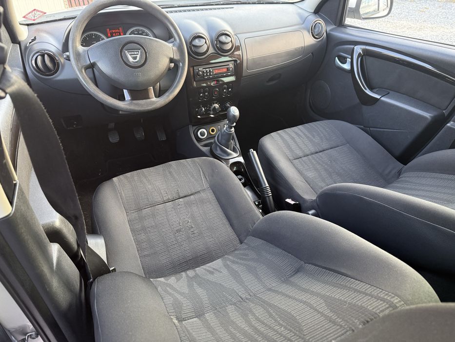 de vanzare dacia duster 4x4