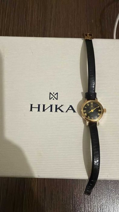 Женские золотые часы NIKA (оригинал)
