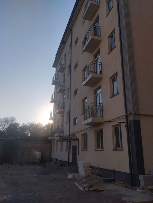 Dom sotiladi 1 xonali 34.5kv
