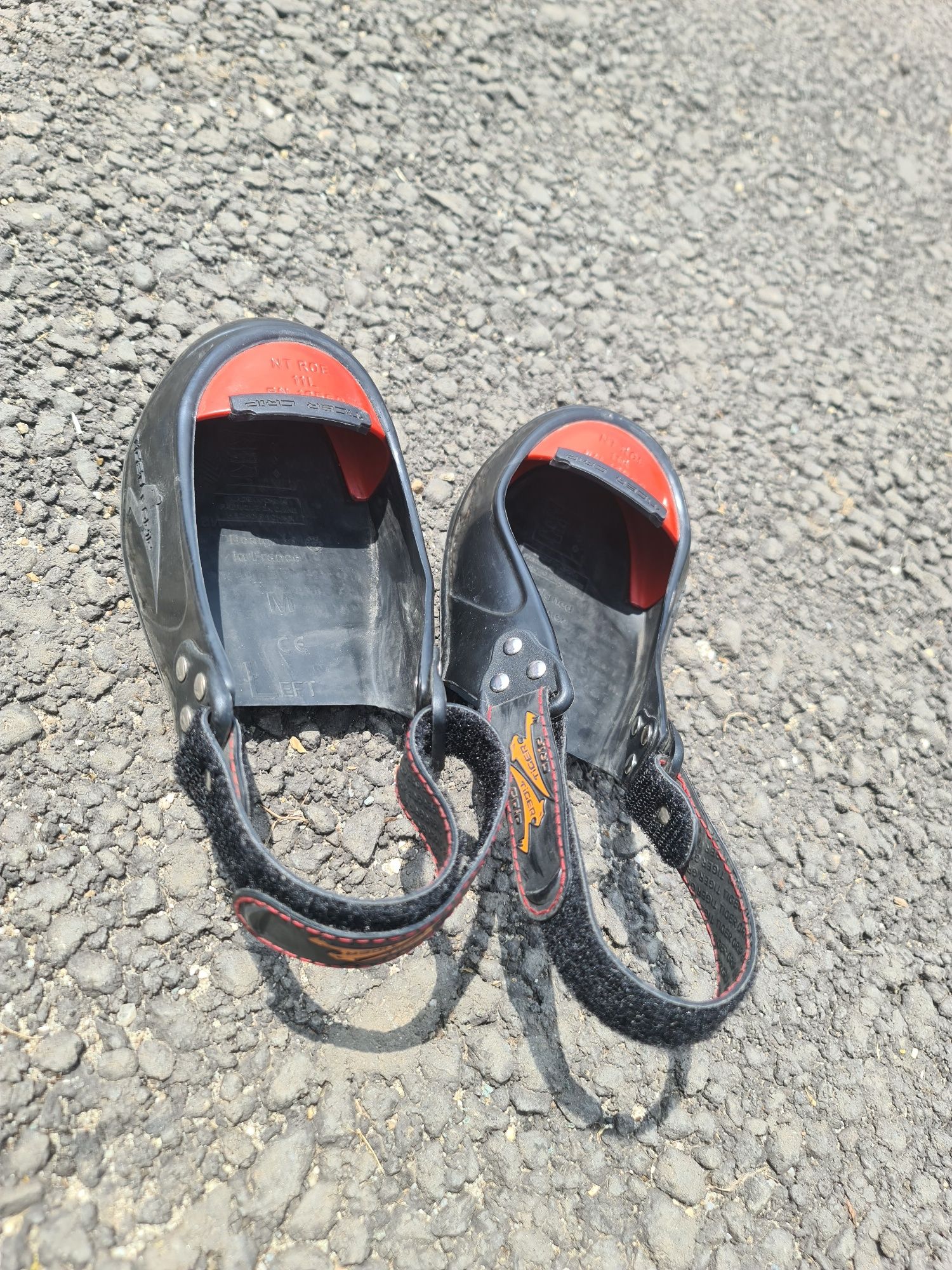 (Bocanci) Bombeu vizitatori Tiger Grip  vand/schimb