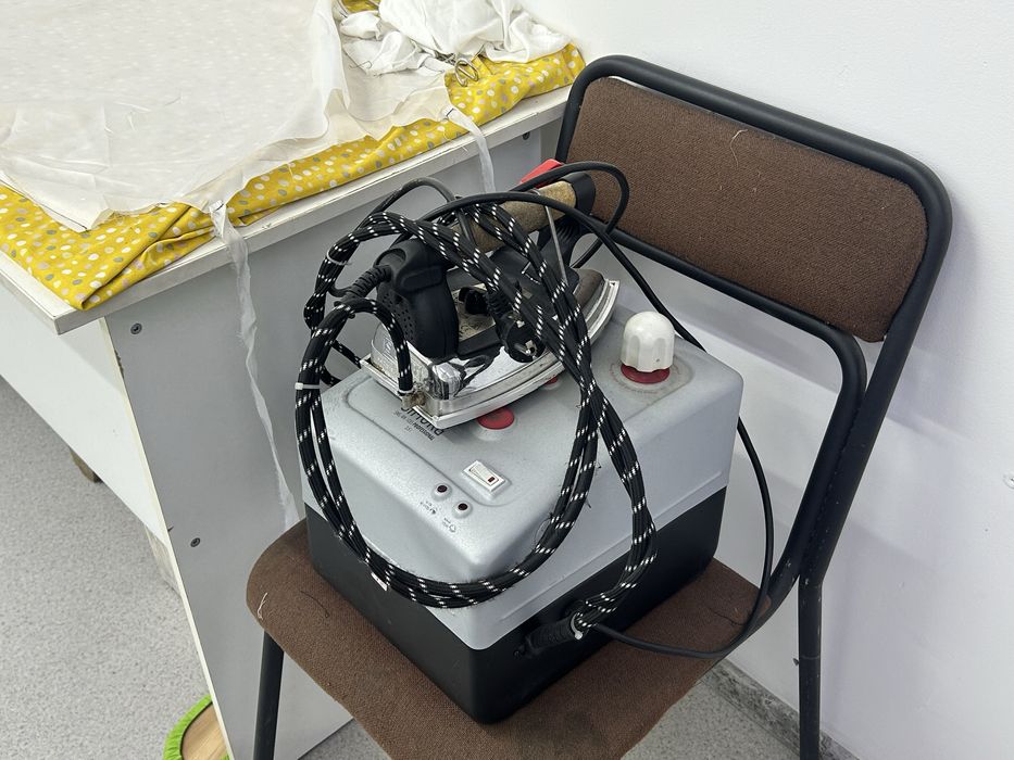 продаю утюг с трансформатором