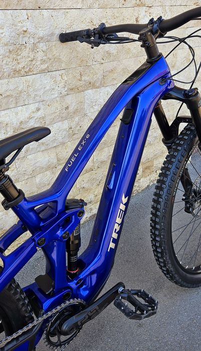EBike Trek Carbon Fuel Exe bicicleta electrica full suspension mtb TQ