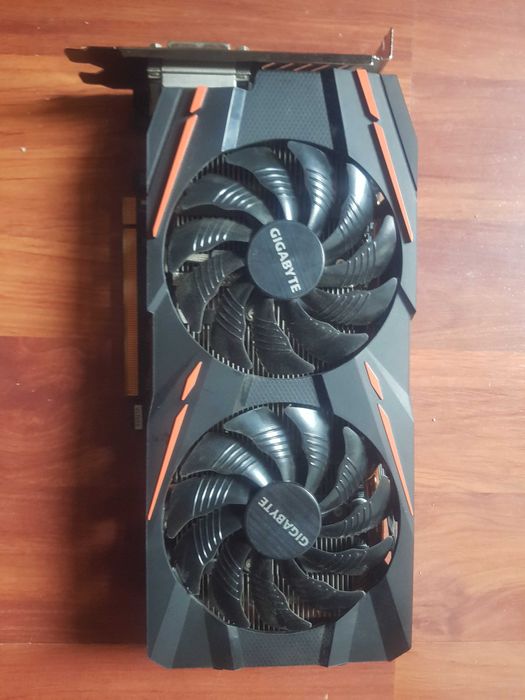 Placa video RX 580 Gigabyte