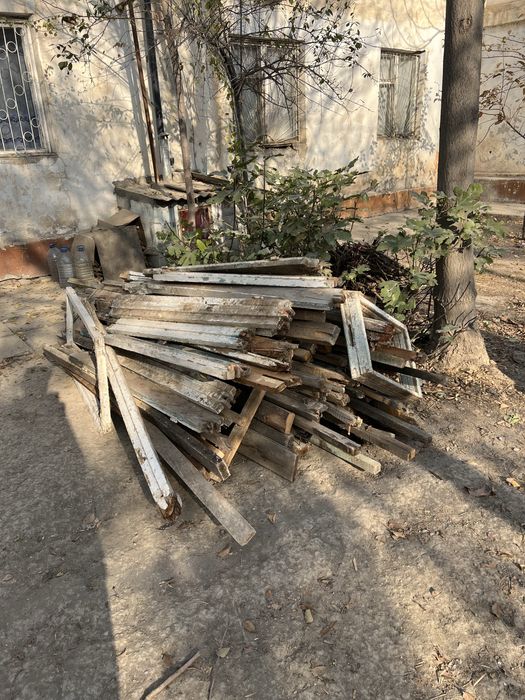 Ўтин ва тахталар