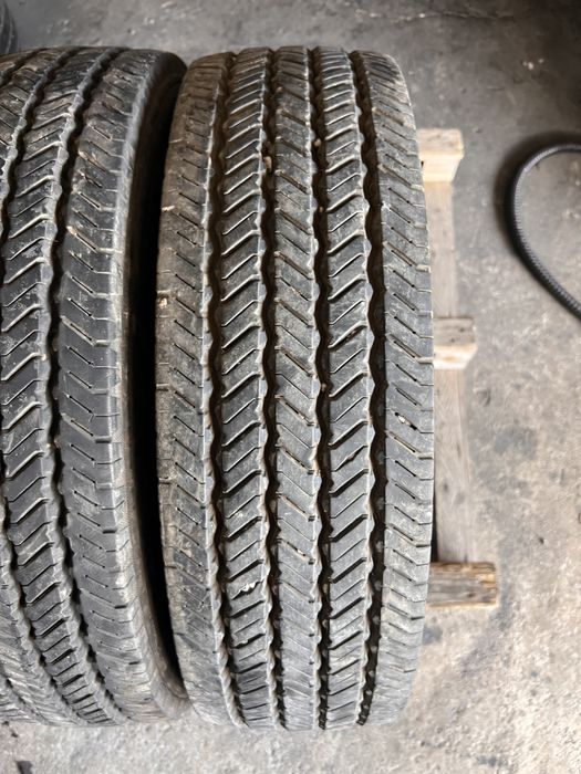 2 anvelope camion directie 215/75/17.5 , Continental !