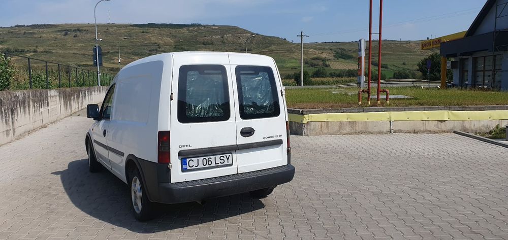 Vand Opel combo 1.7 dti