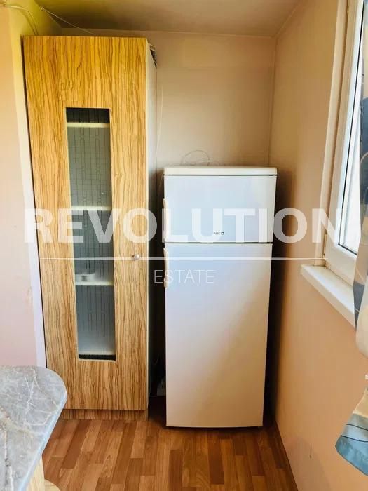 Дава се под наем Тристаен апартамент в Варна, ВИНС - 100 кв.м за 350 € - Снимка #7