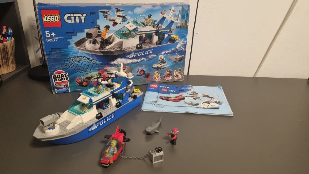 Lego 60277 nava de patrulare a politiei