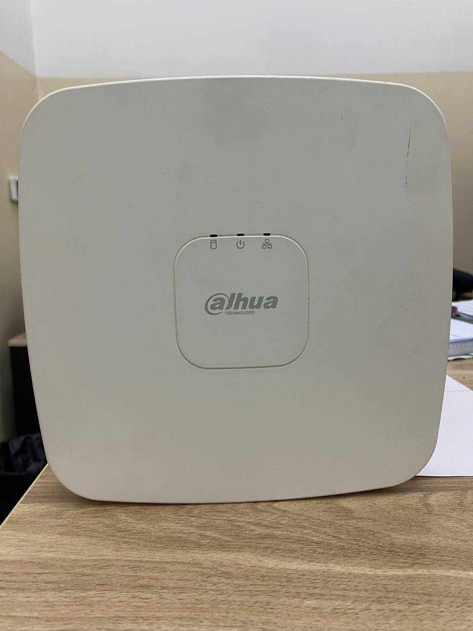 Hikvision DS-7104NI-Q1 With 3G, Dahua DHI-NVR1104