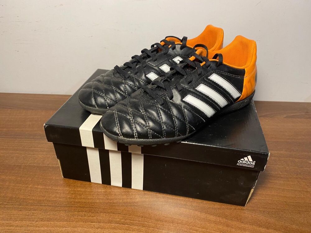 Vand Adidas 11 PRO