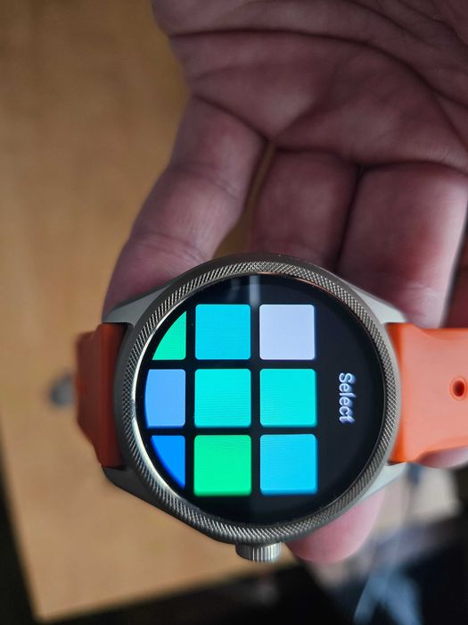 Продавам смарт часовник TicWatch Pro 5