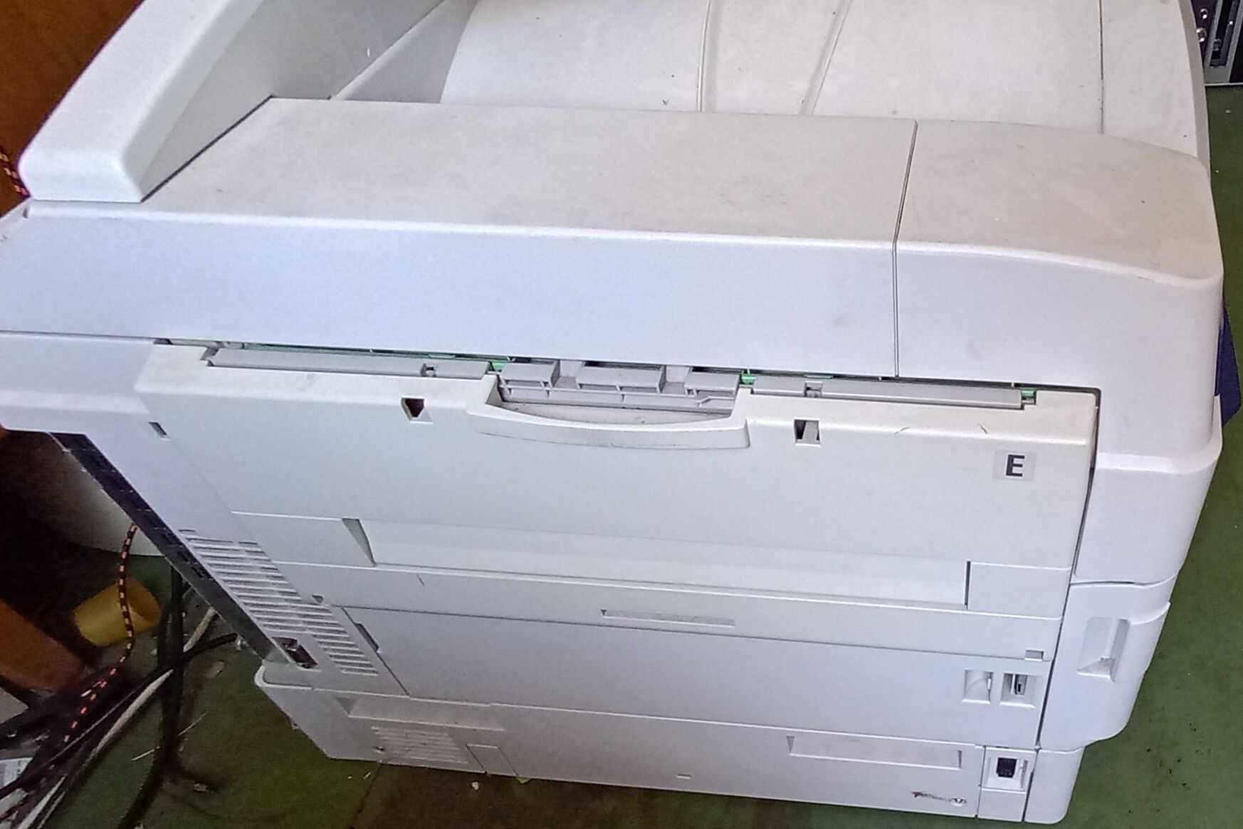 Цветен лазерен принтер А3 Xerox Phaser 7400