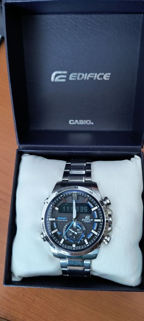 Vând ceas casio solar