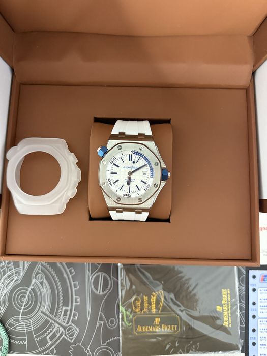 AP Royal Oak Offshore 42 mm Бял