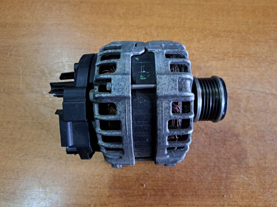 Alternator Renault Talisman Megane Kadjar Qashqai 1.5 Dci