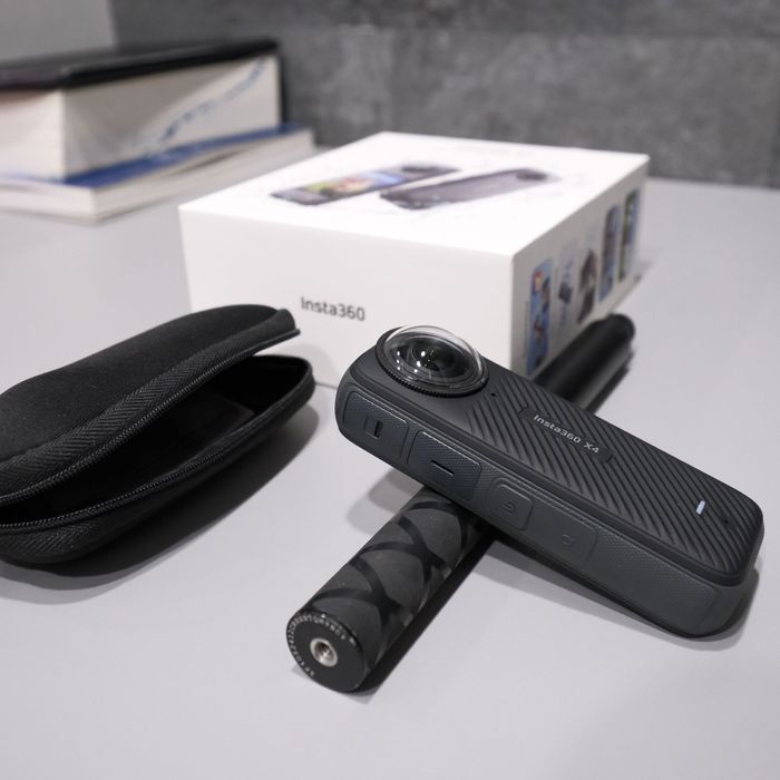 Insta360 X4 + оригинальная селфи-палка 114 см + 256 Гб