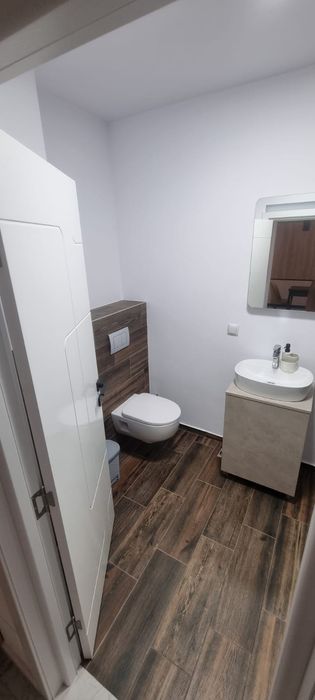 PF închiriez apartament 2 camere