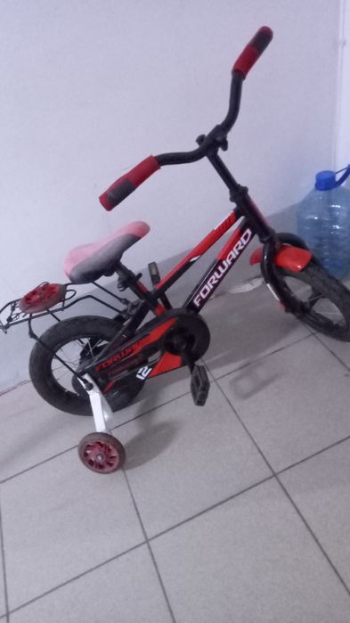 Велосипед размер 16 вроде