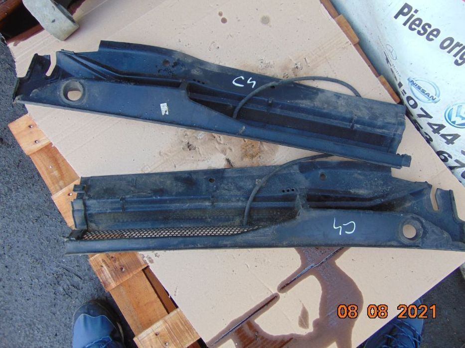 grila stergatoare Citroen c4 Picasso Grand picasso dezmembrez grile