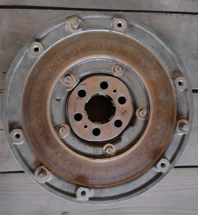 Volanta cu masa dubla BMW Seria 1 116i E87
