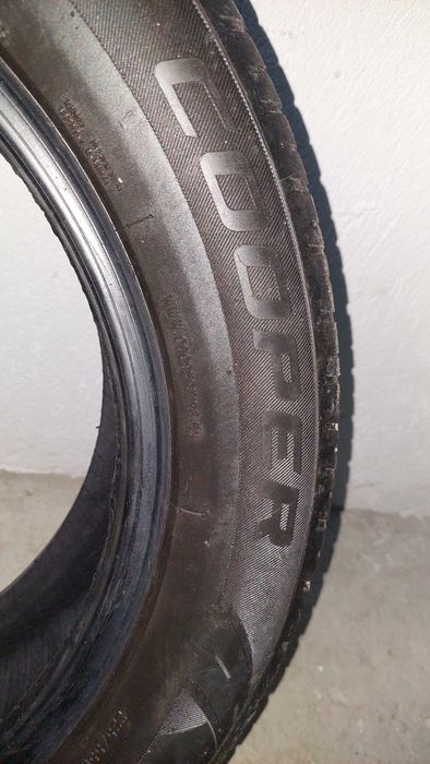 Гуми за автомобил 225/55R18 4 бр.