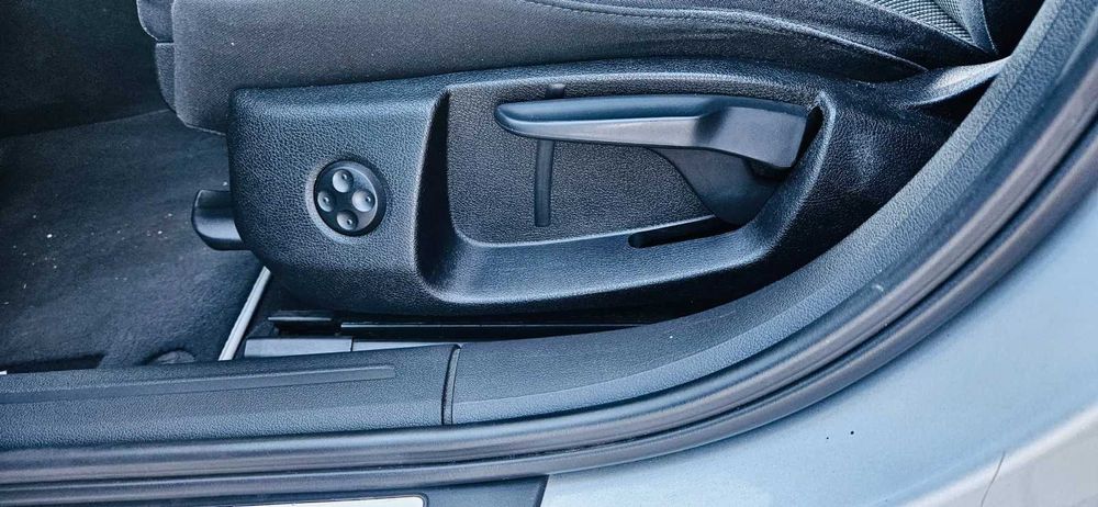 AUDI A4, (B8), QUATTRO, 3.2 FSI (бензин), 265 к.с