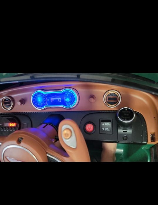 Mașinuța electrica Bentley