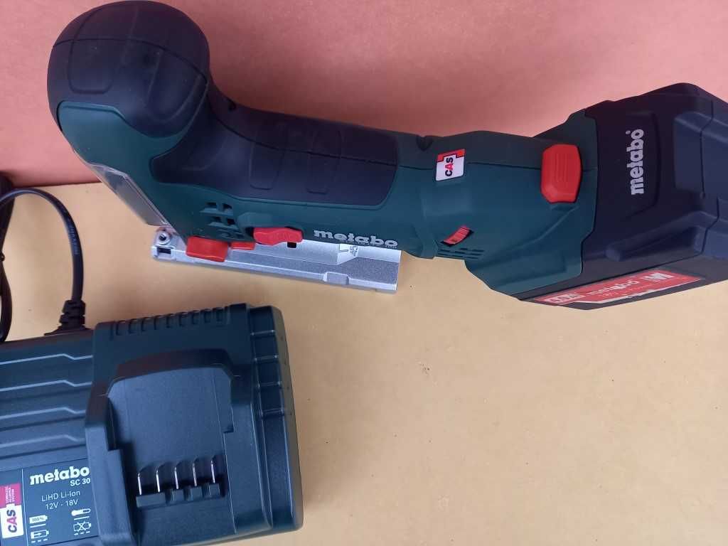 Metabo STA 18 LTX - акумолаторен прободен трион / зеге/