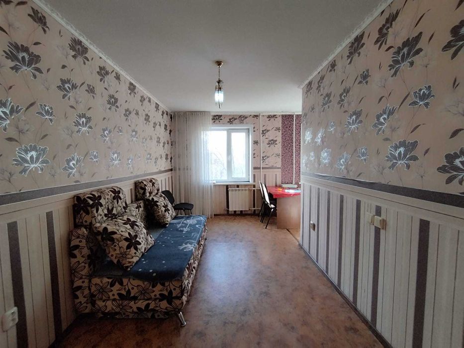 4 комнатная квартира, ул Сейфуллина, район Восток авто, 2/5 этаж