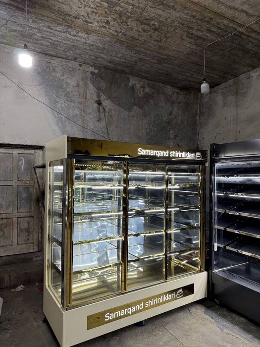 Холодильник витрина