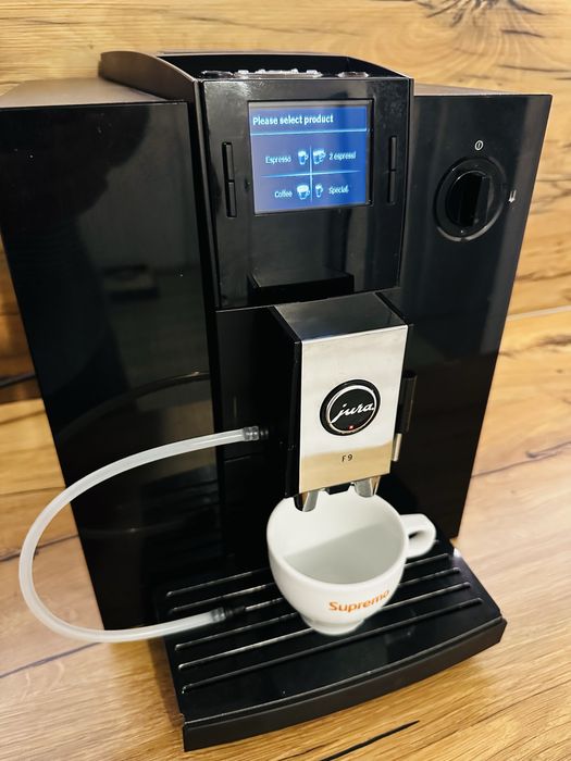 Jura F9 - aparat cafea automat espresor espressor
