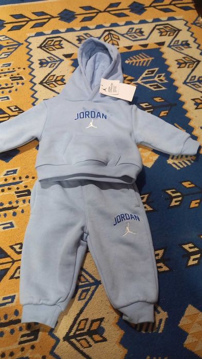 Compleu pentru baieti marimea 62-68