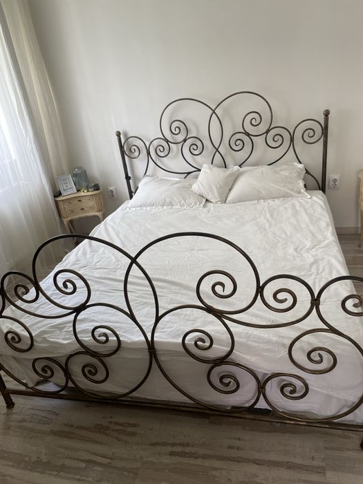 Inchiriez apartament perioada scurta