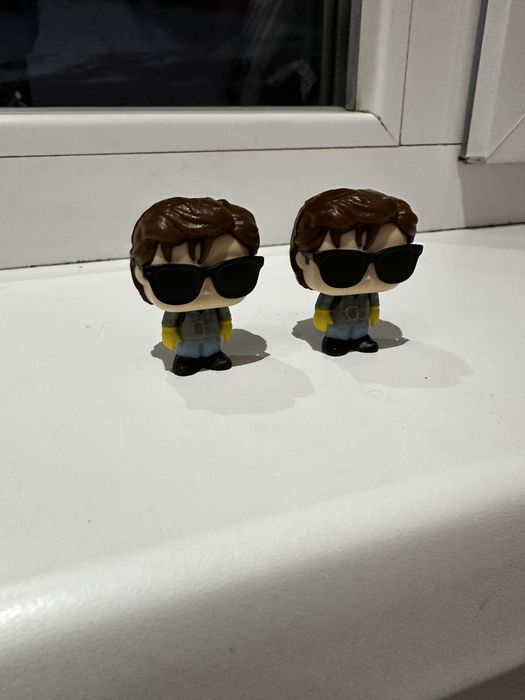 Продам или обменяю киндер фигурки осд