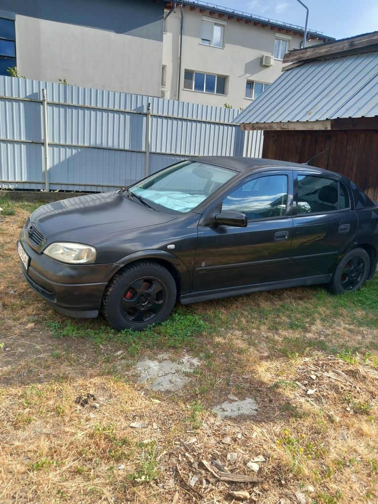 Vând Opel Astra G
