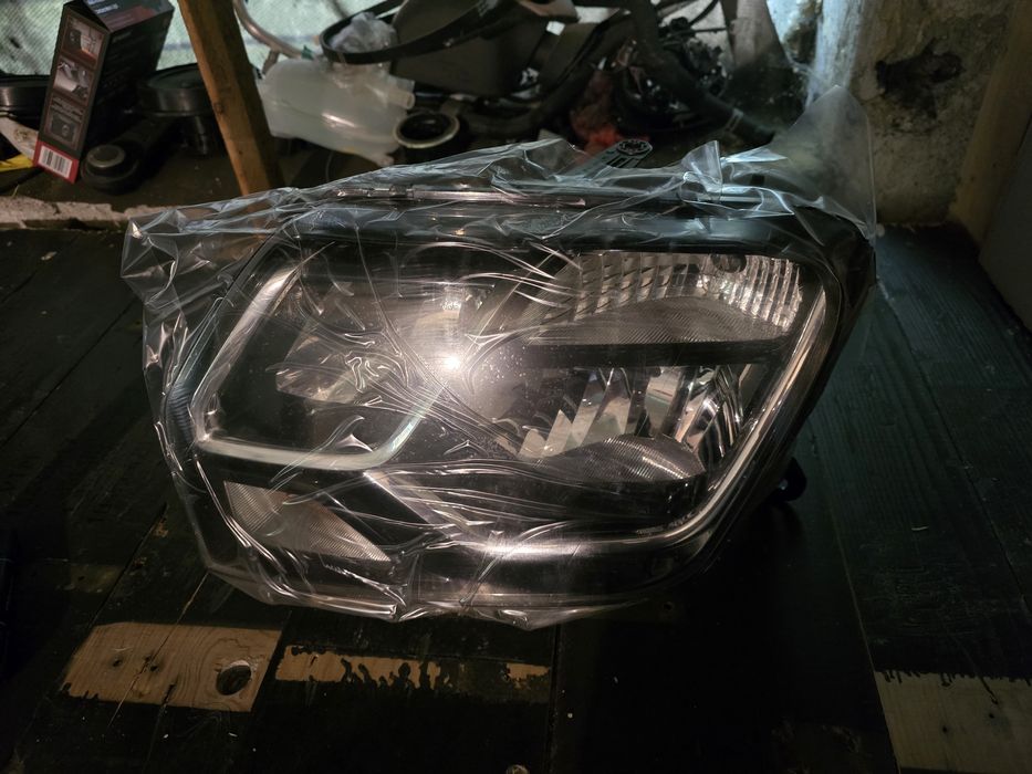 Far stânga dacia duster 2013-2017 oem