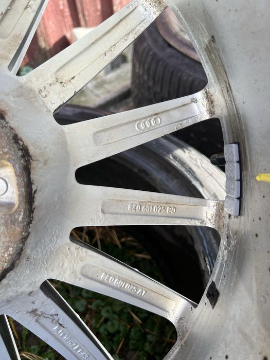 Jante originale Audi r18