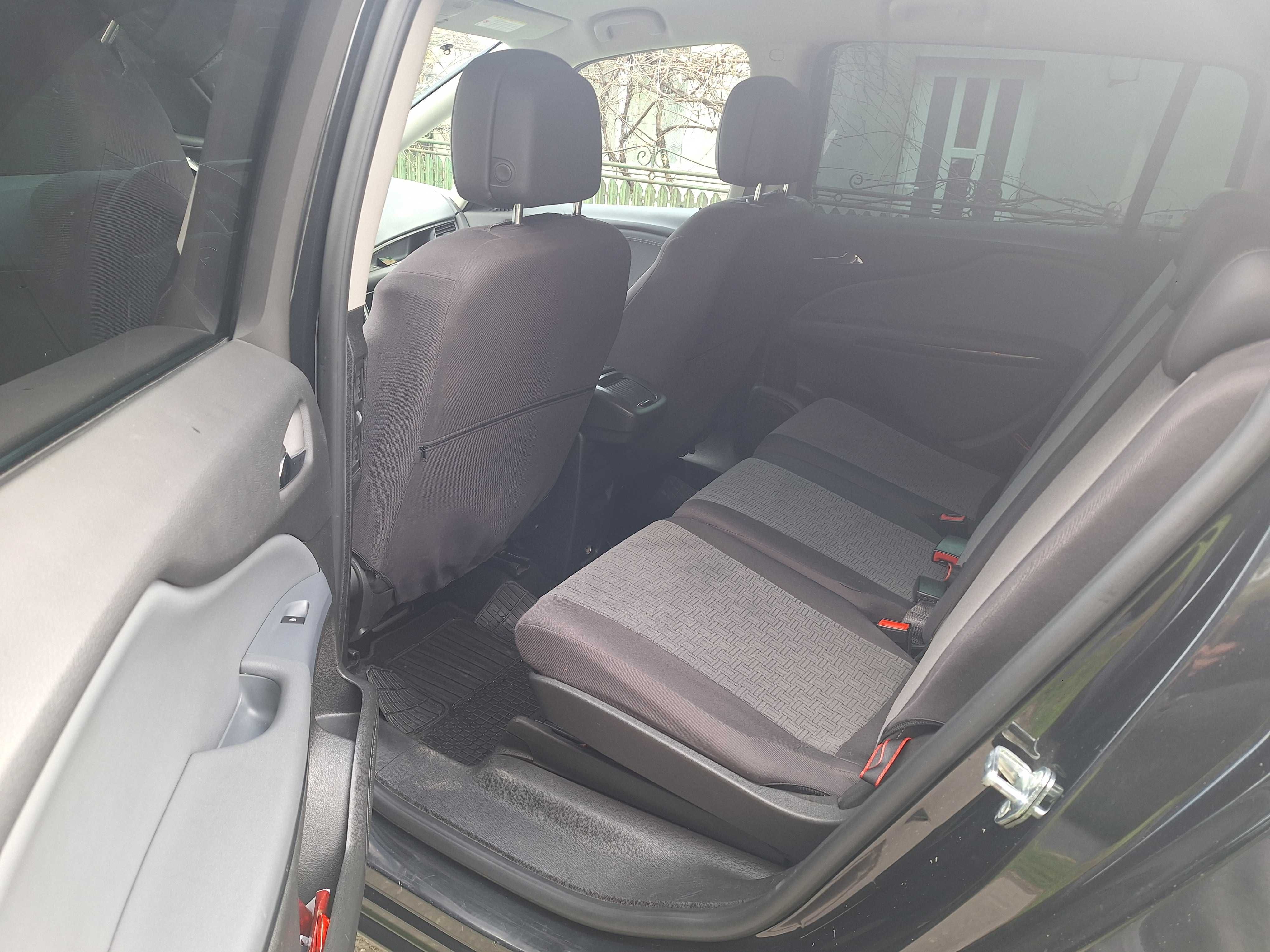 Vand opel zafira c 2014