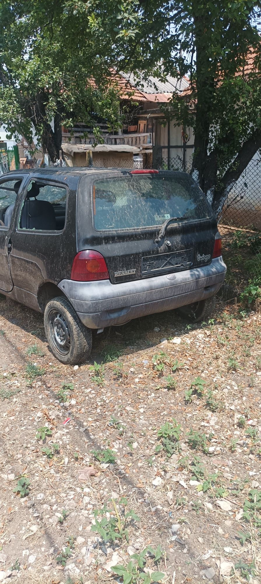 Продавам два автомобила