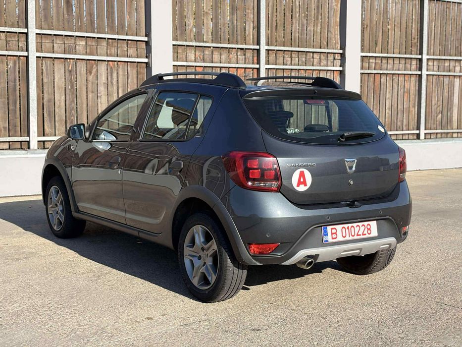 Dacia sandero stepway 2019 1.5 dci 30.000km