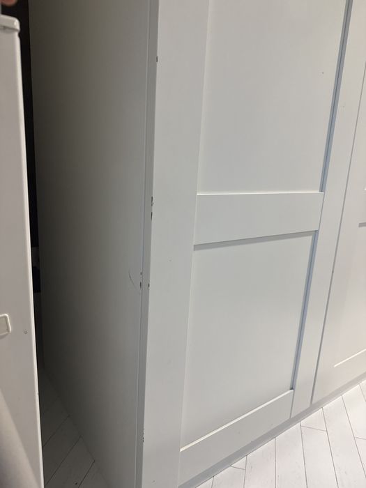 Dulap in doua usi ikea