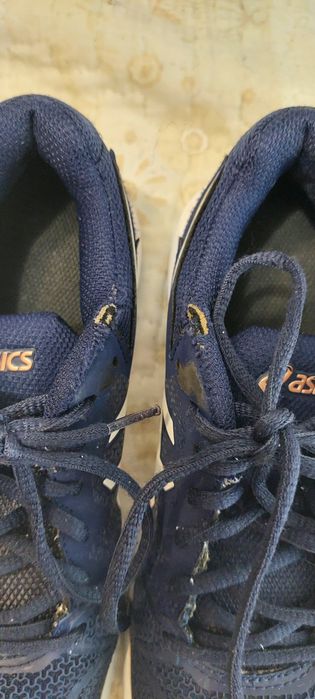 Маратонки Asics 36 номер